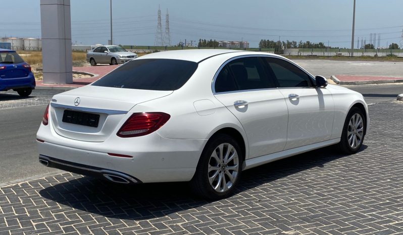 
								Mercedes E220 full									