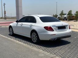 
										Mercedes E220 full									