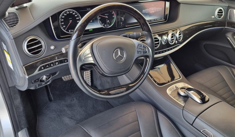 
								Mercedes Benz S400 full									