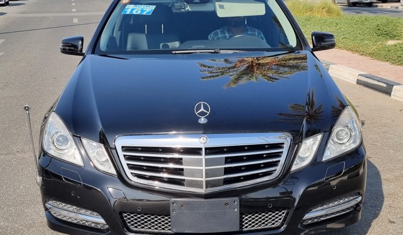 
								Mercedes Benz E350 full									