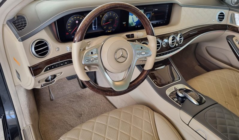 
								Mercedes Maybach S560 full									