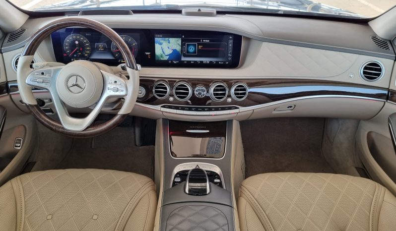 
								Mercedes Maybach S560 full									