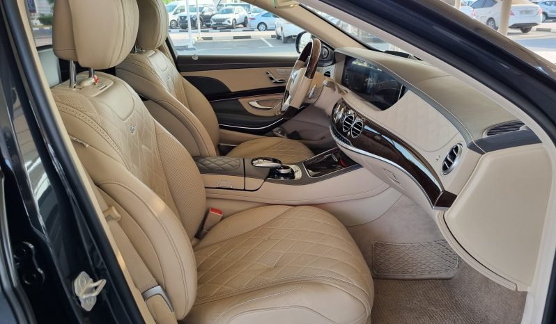 
								Mercedes Maybach S560 full									