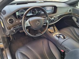 
										Mercedes Benz S400 Black full									