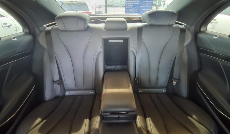 
								Mercedes Benz S400 Black full									