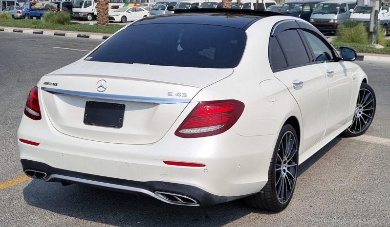 
								MERCEDES BENZ E43 full									