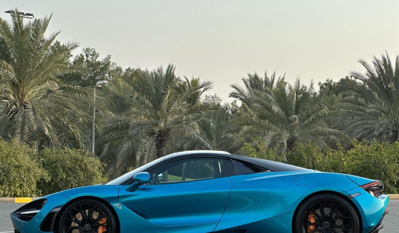 
								MCLAREN SPIDER 720S full									