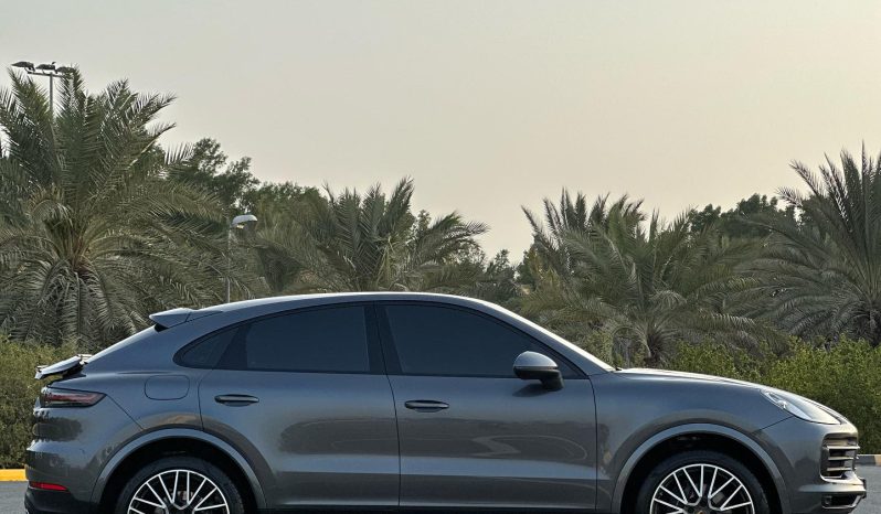 
								Porsche cayenne Coupe full									