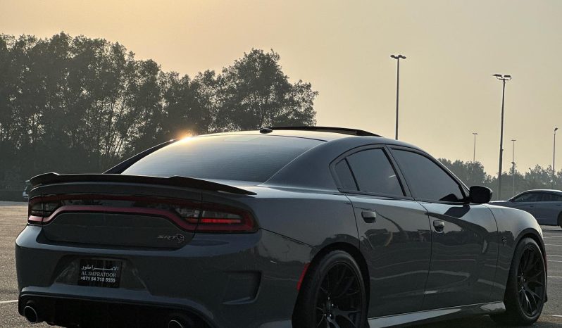 
								DODGE CHARGER HELLCAT SRT full									