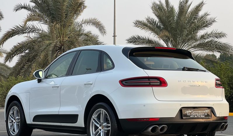 
								Porsche Macan S full									