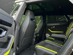 
										LAMBORGHINI URUS full									