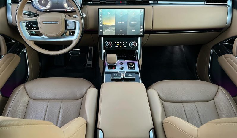 
								RANGE ROVER VOGUE 2022 V8 HSE full									