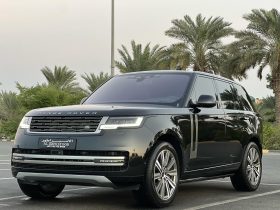 RANGE ROVER VOGUE 2022 V8 HSE P530