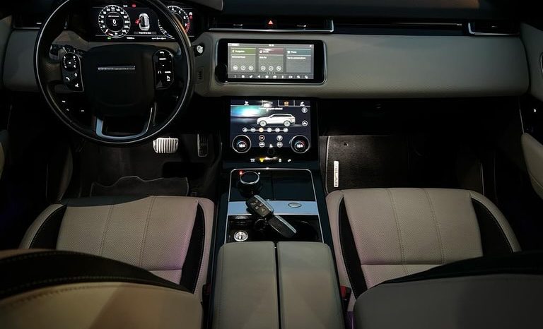 
								RANGE ROVER VELAR full									