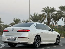 
										BMW 735i X DRIVE full									