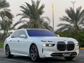 BMW 735i X DRIVE