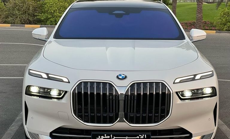 
								BMW 735i X DRIVE full									