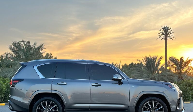 
								LEXUS LX 600 full									