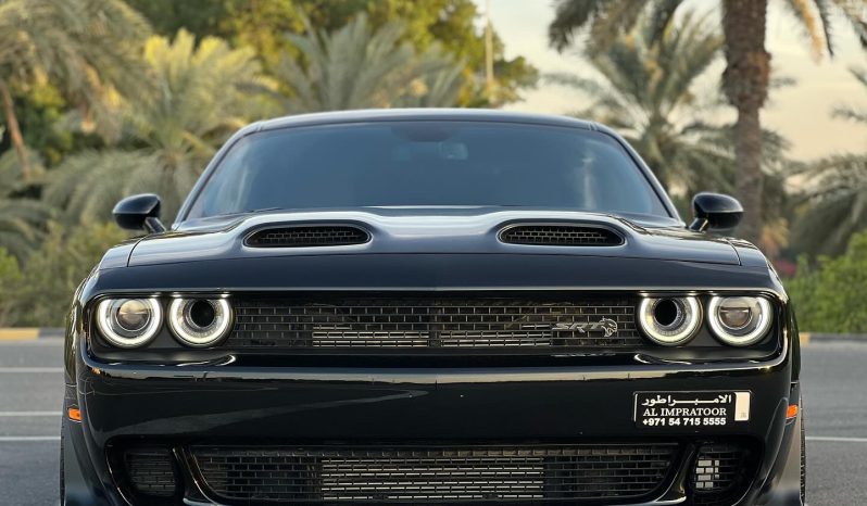 
								Dodge challenger full									